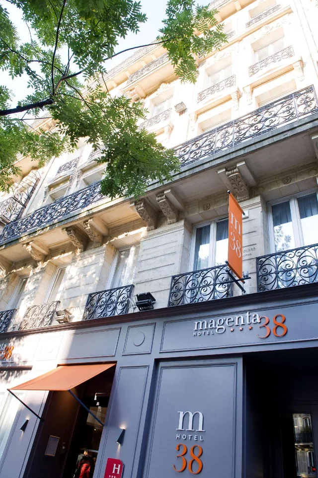 Suite, Hotel Magenta 38 by Happyculture 1/2