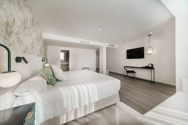 غرفة عائلية بأربعة أسرّة، Obal Urban Hotel 2/6