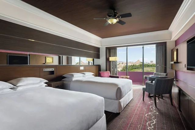 Club, Double Bed, Sheraton Grande Tokyo Bay Hotel 1/5