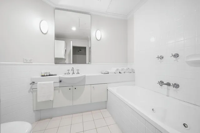 2 Bedrooms, Deluxe, Apartment, Comfort Apartments Melbourne Central 7/9