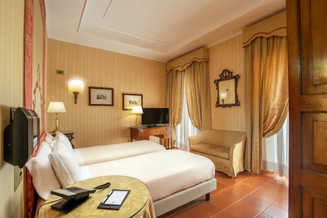 Standard Double Single Use، Hotel Canada, BW Premier Collection 2/2