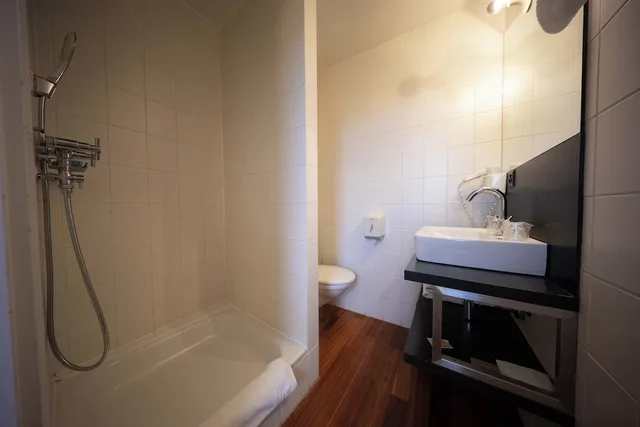 Superior, Deluxe, Twin Beds, Tralala Hotel Montreux 7/7