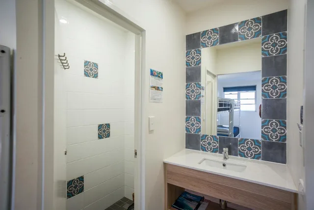 غرفة بسرير كينج وسرير كوين، Rambutan Townsville North QLD 4/4
