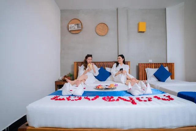 غرفة سوبيريور ثلاثية، Grand Elevation Hotel 4/10