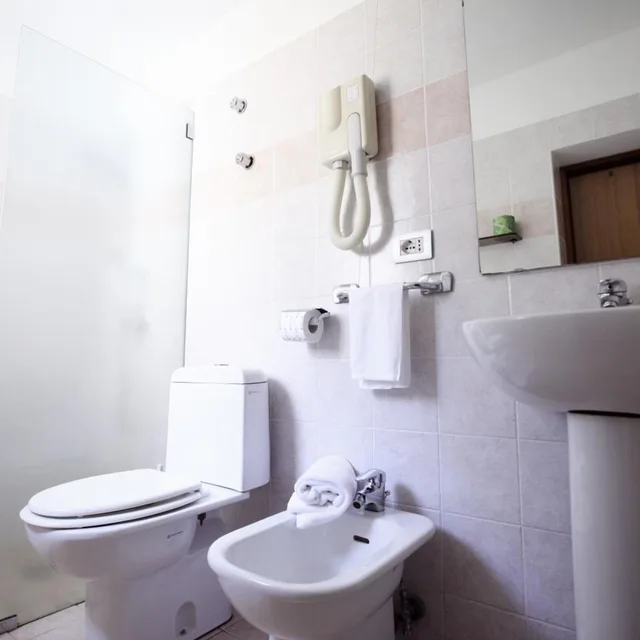 غرفة عائلية، Hotel Continental 5/5