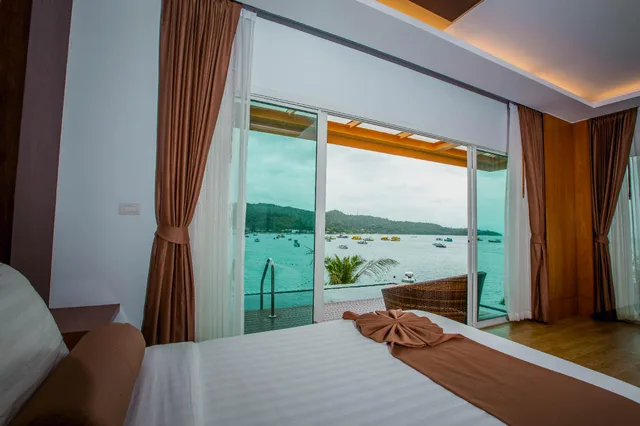 Luxury, Double Bed, Sea View, Pool Access، Phi Phi Cliff Beach Resort 1/1