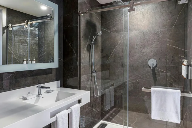 غرفة بسرير كينج بإطلالة، AC Hotel by Marriott Heredia Belen 3/4