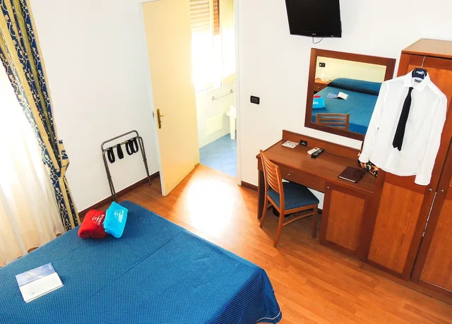 غرفة قياسية بسرير مزدوج، Lungomare Hotel 2/6