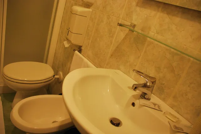 غرفة قياسية ثلاثية، Hotel Antico Distretto 7/8