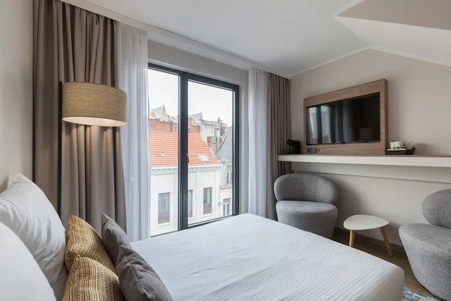 استوديو بأربعة أسرّة وسريرين منفصلين، Leonardo Hotel Antwerp 1/6