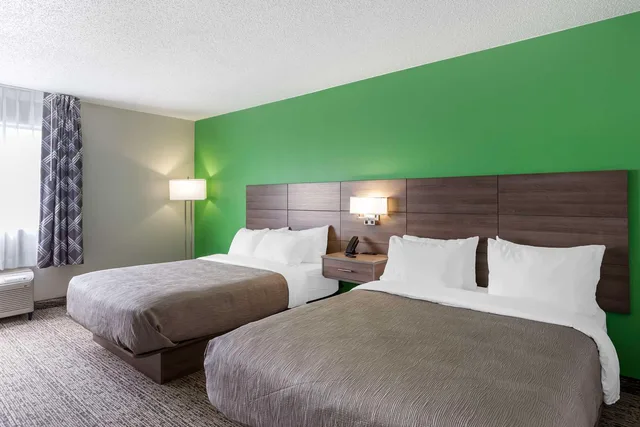 غرفة بسريرين كوين، Quality Inn Ripley, WV 1/3