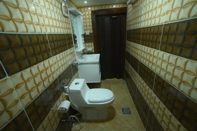 غرفة عائلية بحمام خاص، Petra Princes Hotel 8/9