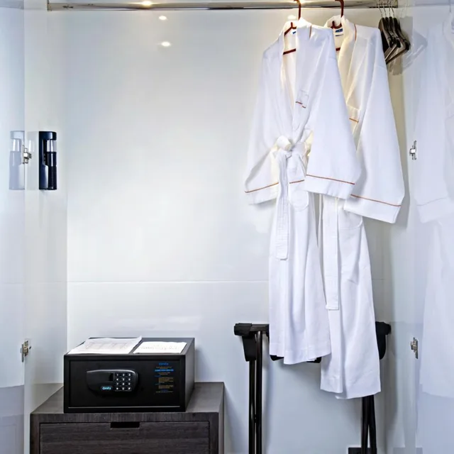 Suite G، Galleria 12 Sukhumvit Bangkok by Compass Hospitality 13/13