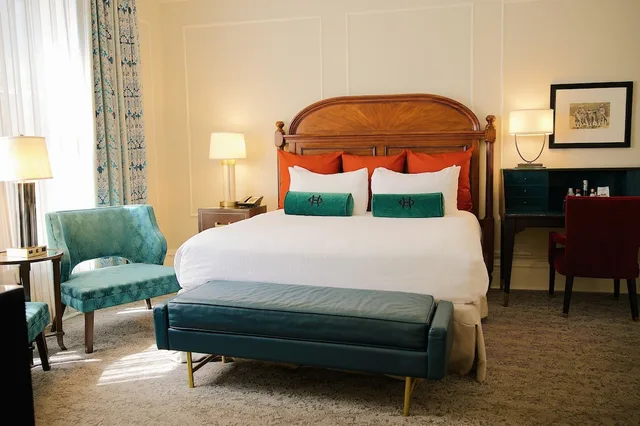 غرفة بريميوم كلاسيكية بسرير كينج، The Oxford Hotel 4/10