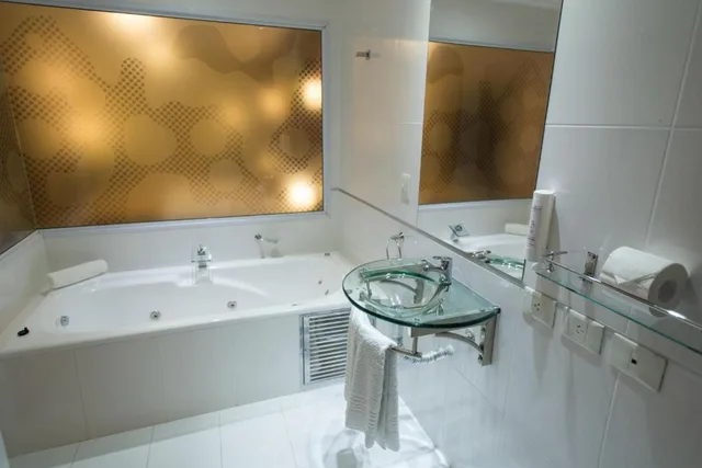 Superior, Triple, City Falls Iguazu 10/10
