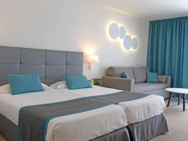 غرفة قياسية بسرير مزدوج، Hotel Las Costas 1/10