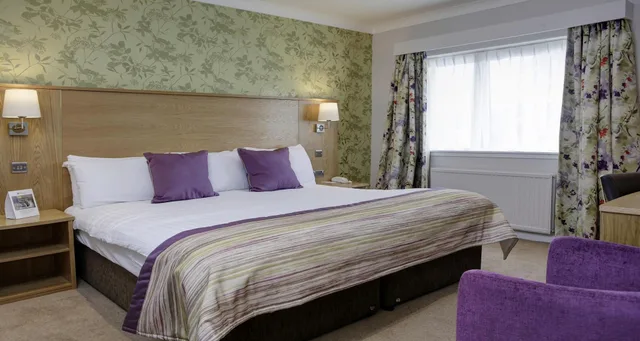 Standard, Multiple Beds، Dundee Invercarse Hotel, BW Signature Collection 2/5