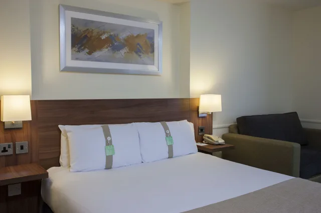 غرفة قياسية بسرير مزدوج، Holiday Inn Leeds Wakefield M1 Jct.40, an IHG Hotel 3/8