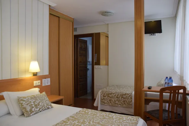 غرفة قياسية ثلاثية بثلاثة أسرّة، Anosa Casa Hostal 2/4