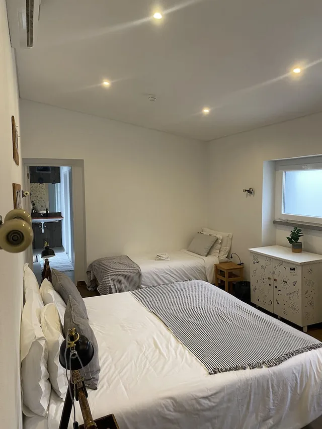 1 Bedroom, Family, Quadruple, 2 Bathrooms, Ground Floor، Azen Cool House 1/7