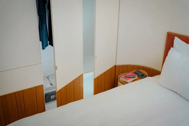 Superior, Queen Bed, Sea or City View, Baywindow، The Gift Hotel 5/9