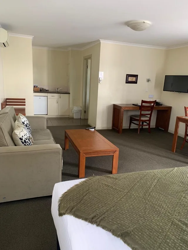 غرفة ديلوكس بسرير كينج، Armidale Pines Motel 2/2