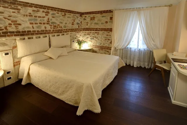 جناح بسرير مزدوج، Cascina Di Corte 1/3