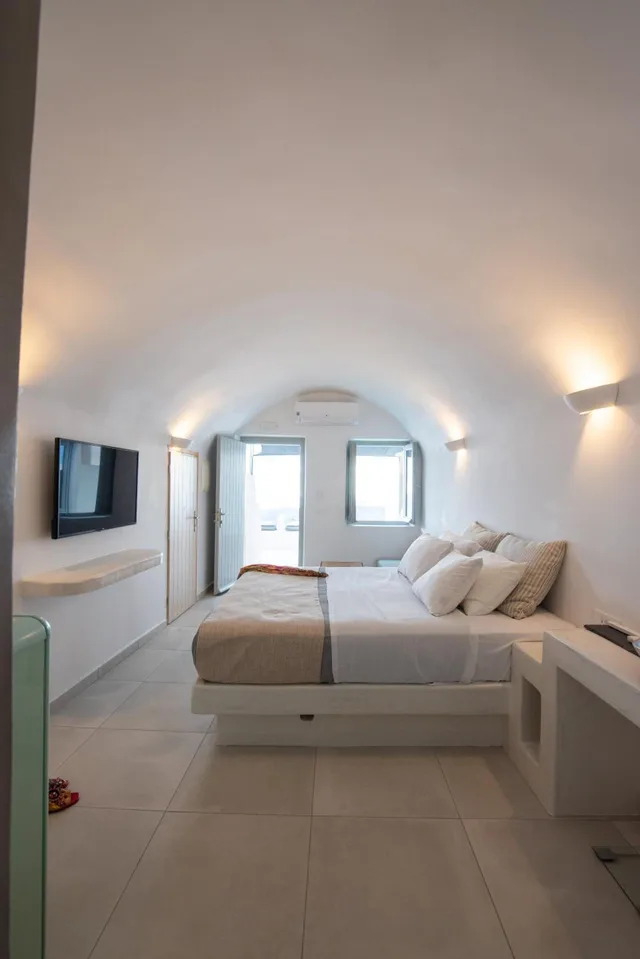 جناح جونيور بإطلالة على البحر، Caldera Cliff Illusion Suites 1/1
