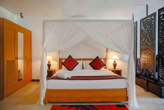 فيلا بسريرين منفصلين وسريرين كينج وأسرّة بطابقين بـ4 غرف نوم بمسبح خاص، Villa Bali Caviar 1/10
