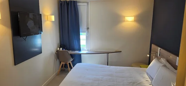 غرفة قياسية بسرير مزدوج، Kyriad Lyon Est Saint Bonnet de Mure 6/10