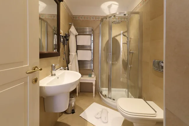 Petite, Deluxe, Double Bed، Villa Angela 2/2