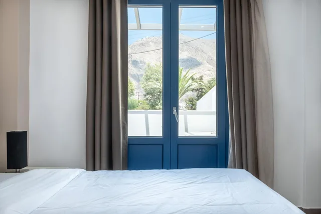 استوديو ديلوكس بإطلالة على المسبح، Tristhenia Hotel 2/10