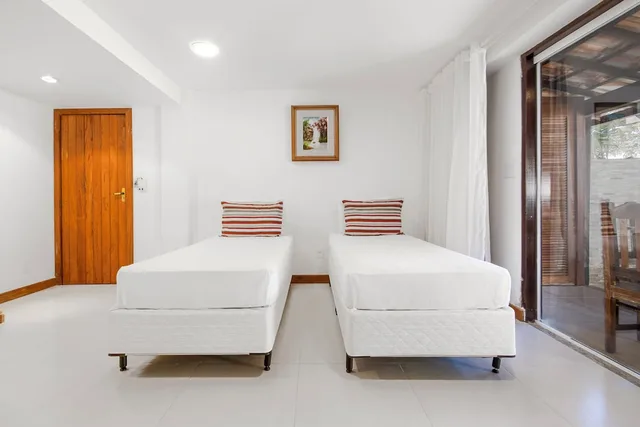 غرفة رباعية بسرير مزدوج وسريرين منفصلين، Ilha Branca Exclusive Hotel 1/10