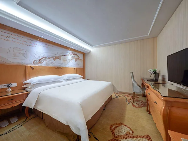 غرفة قياسية بسرير كينج وسرير كوين، Vienna Hotel (Xi'an Bell Tower) 1/2