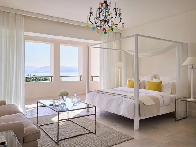 Palace, Suite, 2 Double Beds, Sofa, Main Building، Grecotel Eva Palace 3/5