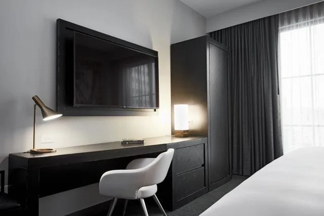 غرفة بسريرين كينج لذوي الإعاقة، Archer Hotel Tysons 7/7