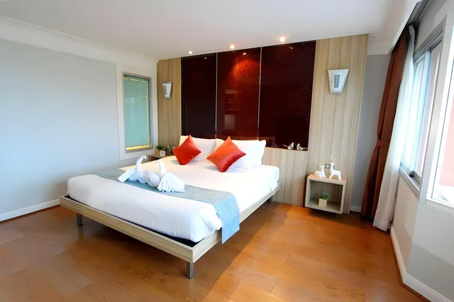 Deluxe, Double Bed, Coco Beach Hotel Jomtien Pattaya 1/3