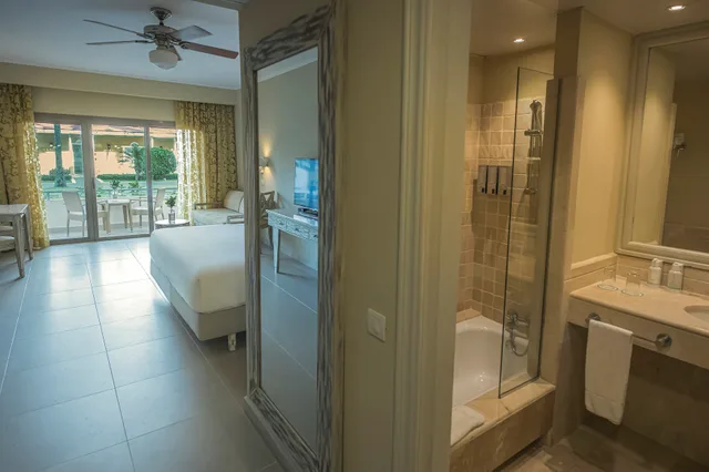 غرفة عائلية، Iberostar Waves Dominicana 3/3