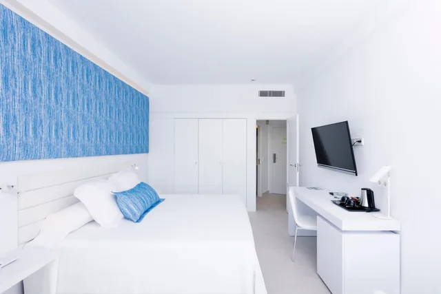 غرفة بريفيليج بسرير مزدوج، Reverence Mare Hotel Adults Only 2/4