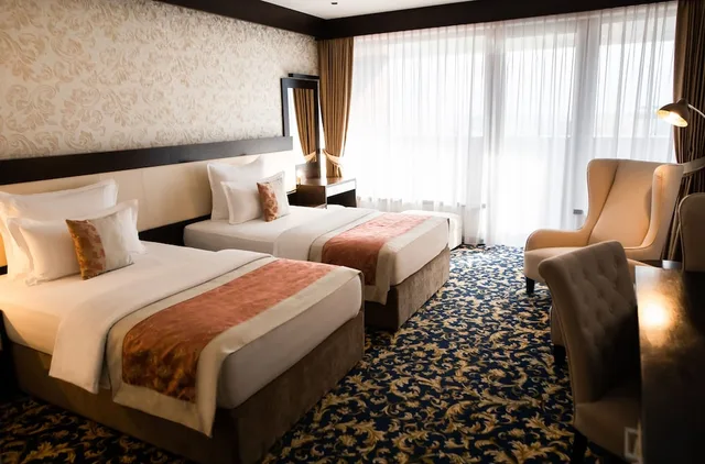 غرفة فاخرة بسرير مزدوج أو سريرين منفصلين بشرفة، Malak Regency Hotel 5/10