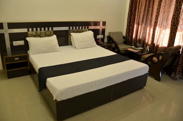 Super, Deluxe, Double Bed، Hotel Citi Heights 7/10