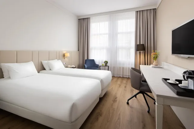 Superior, Double Bed, Nh Jan Tabak 3/10