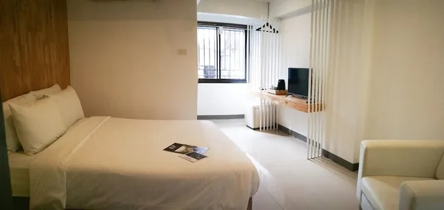 غرفة قياسية بسرير كينج، Loyy Hotel 2/6