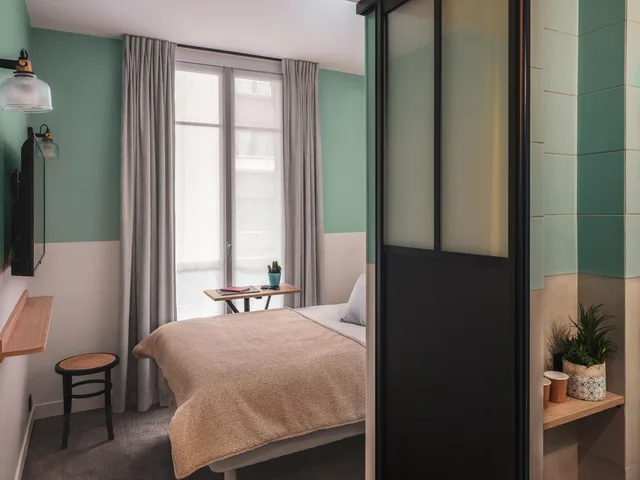 غرفة قياسية بسرير كوين مع أريكة، ibis Styles Paris Montmartre North 8/10