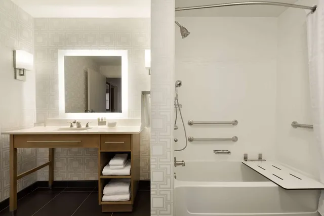 Studio, Suite, King Bed, Accessible, Homewood Suites By Hilton Southaven 4/5