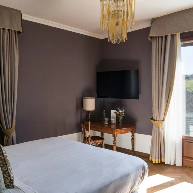 غرفة بسرير كوين بشرفة، La Posta Hotel & Thermal Spa 9/10