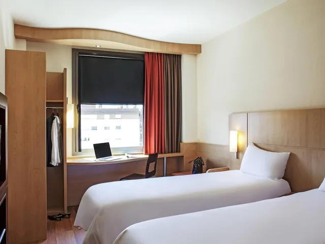 غرفة بسريرين منفصلين، Ibis Barcelona Mollet 2/10