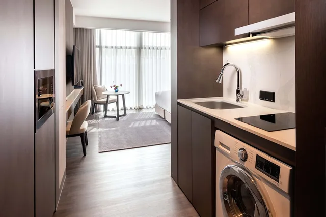 استوديو بسرير كينج بمطبخ صغير لذوي الإعاقة، DoubleTree by Hilton Seoul Pangyo Residences 7/7