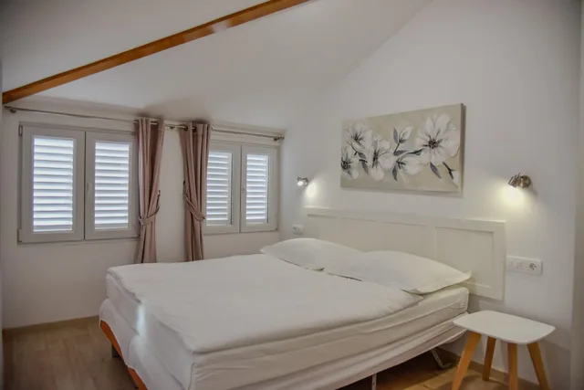 غرفة عائلية في الملحق، Kastel 1700 Boutique Hotel 1/3