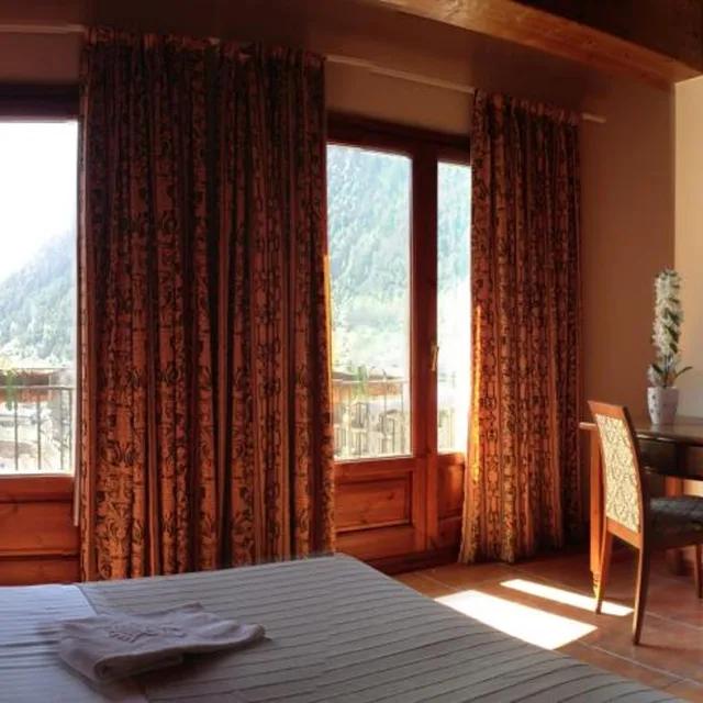 Room, Triple, Single Bed, Xalet Verdu 5/10